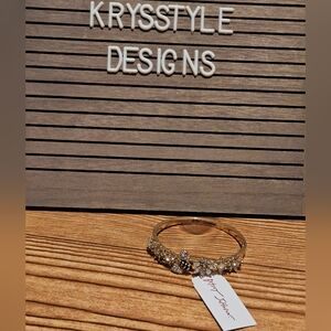 Betsey Johnson Bee Bangle Bracelet NWT